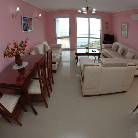 Erti'S Apartments Sarandë 外观 照片