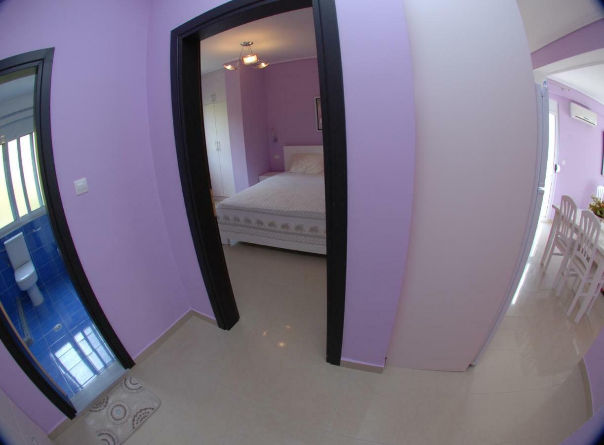 Erti'S Apartments Sarandë 外观 照片