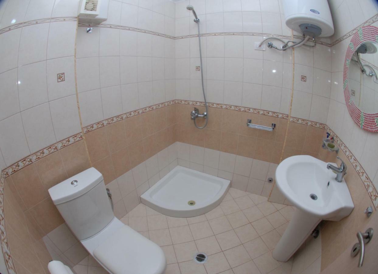 Erti'S Apartments Sarandë 外观 照片