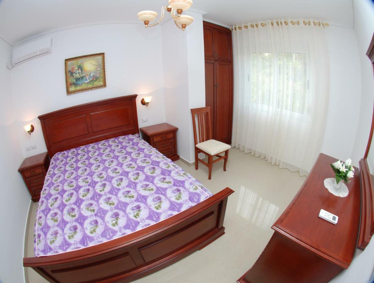 Erti'S Apartments Sarandë 外观 照片