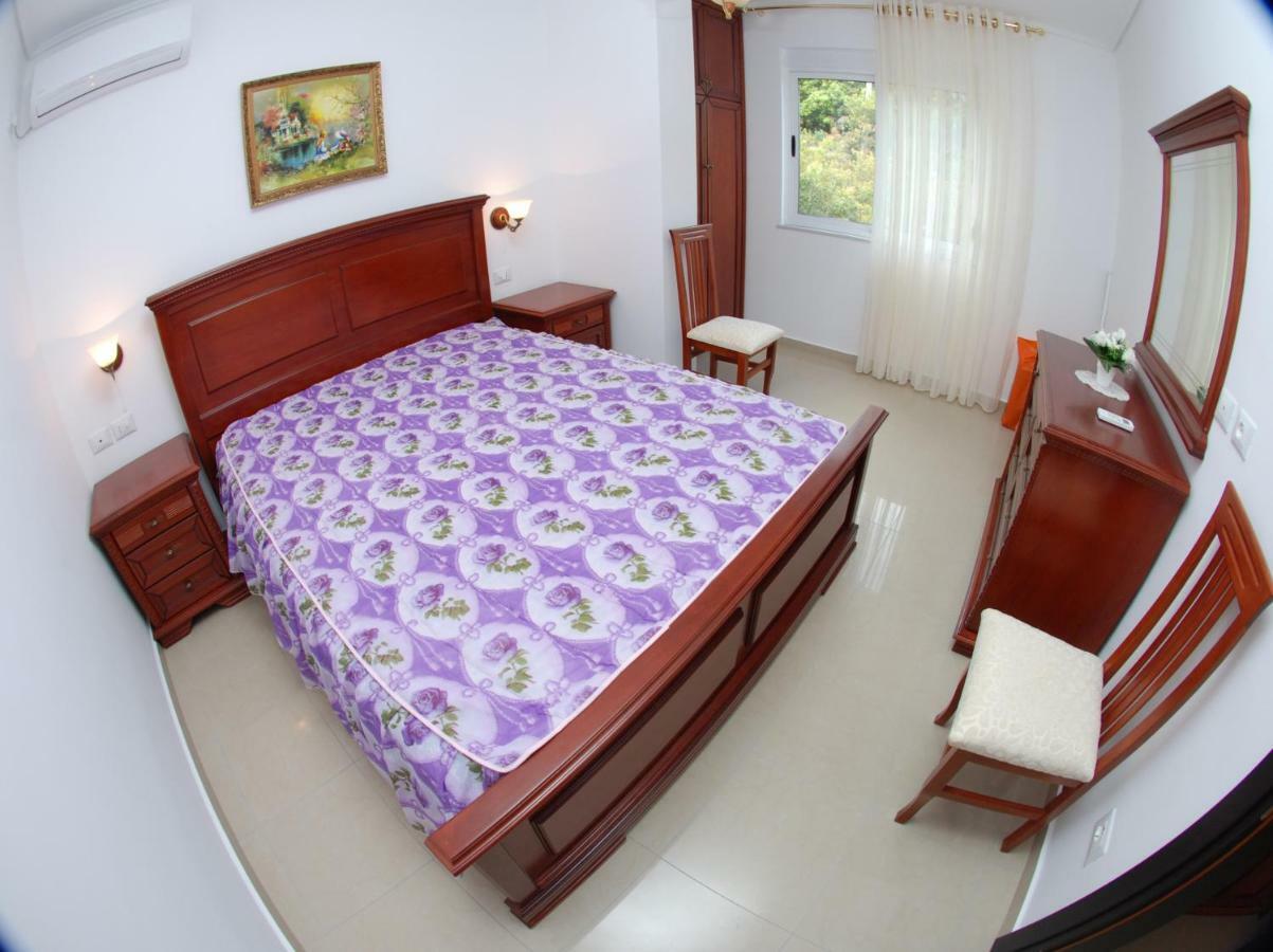 Erti'S Apartments Sarandë 外观 照片