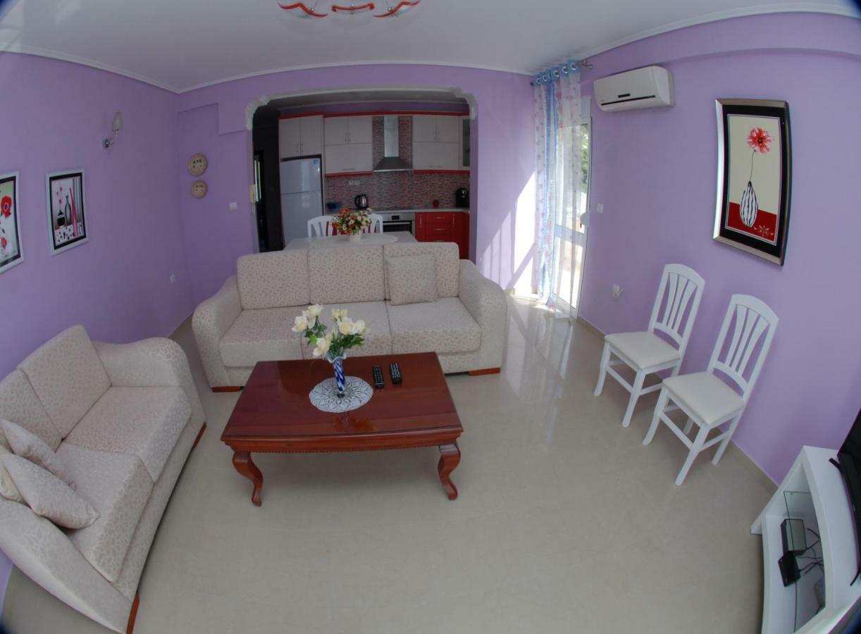 Erti'S Apartments Sarandë 外观 照片