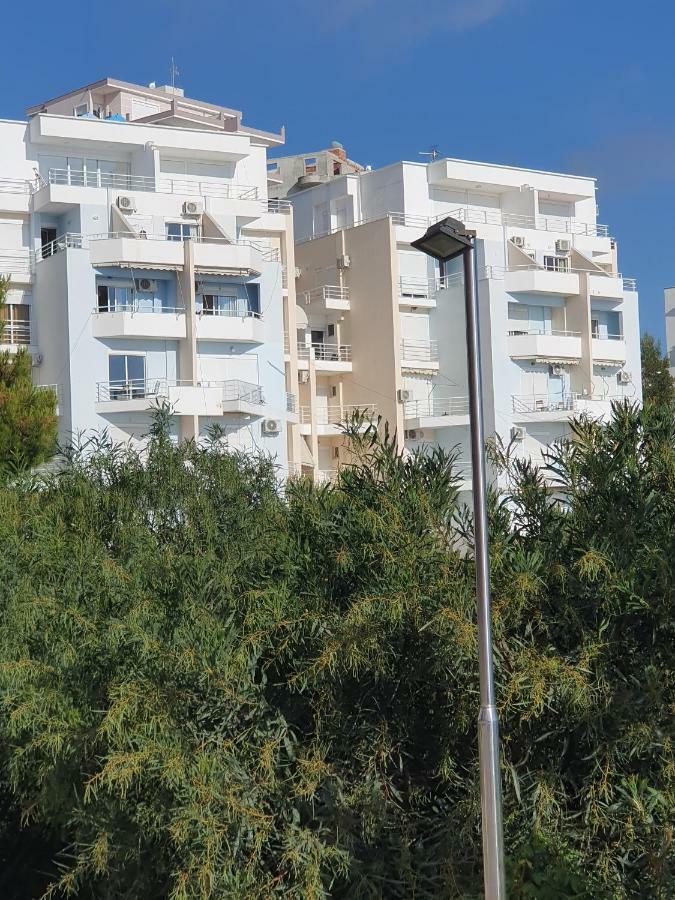 Erti'S Apartments Sarandë 外观 照片